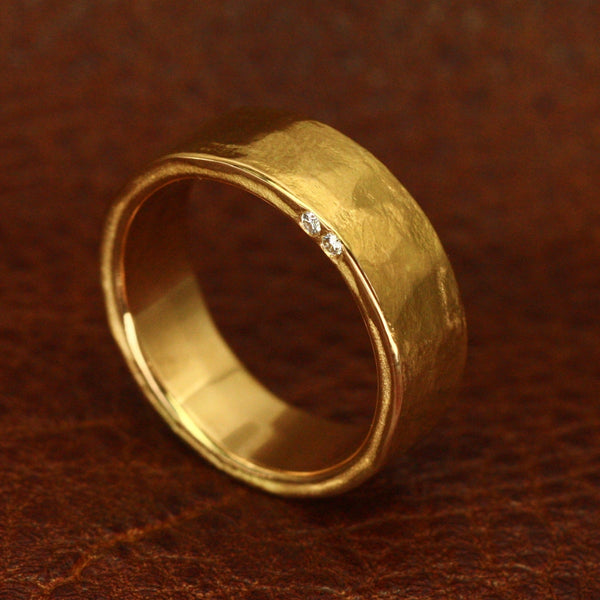 Bini Wedding Ring, 8mm with Diamonds - CLIO SASKIA