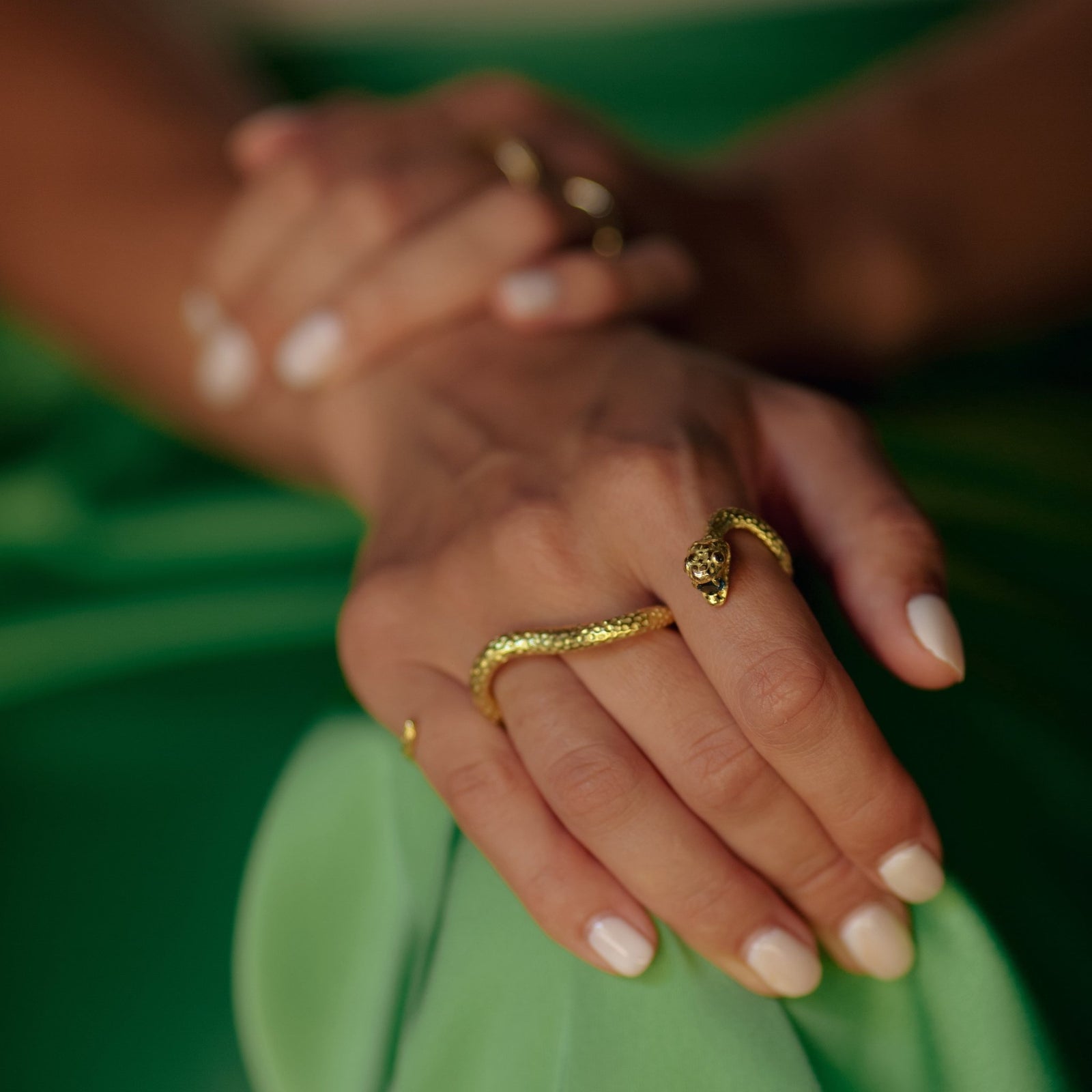 Gold Snake Ring | Blue Sapphire Ring 18ct | CLIO SASKIA – Clio Saskia